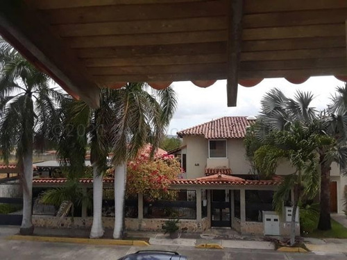 Imagen 7 de 30 de Casa En Venta Cabudare Lara Rah. 23-18786 // Invierta Seguro Con Rentahouse//