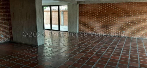 A La Venta Apartamento En Santa Paula, 115 Metros, 2 Habitaciones Mas Servicio. Lan