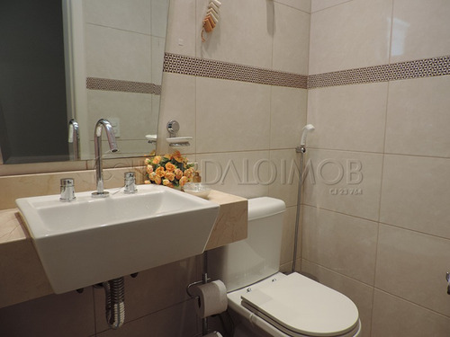 Oportunidade - Casa Com Habite-se De 800m² + Casa De Apoio Com 180m² Com 3 Quartos, Lazer Completo. - Villa114776