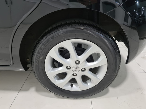 Imagem 9 de 10 de Nissan