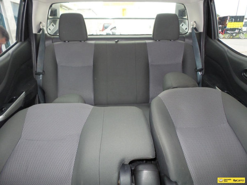 Imagen 18 de 25 de Nissan Frontier Np 300 S 4x4 Doble Cabina
