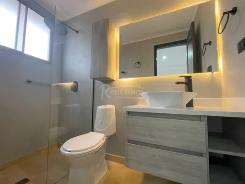 Casa En Arriendo En El Poblado. Cod A776056