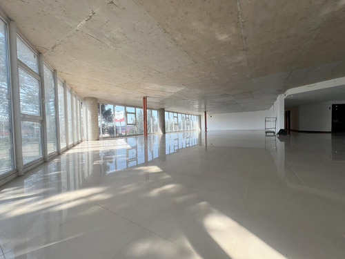 Venta De Oficina En Acceso Oeste Km41 Moreno Buenos Aires