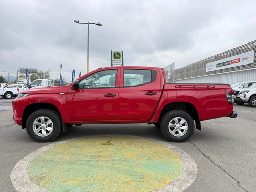 Mitsubishi L200 Katana D/C 2.4 TDI MT CRM 4X4