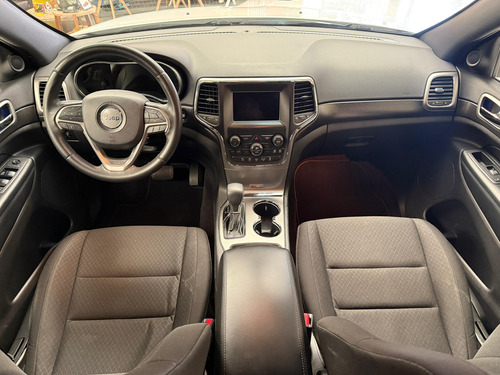 Jeep Grand Cherokee Laredo 2018 3.6