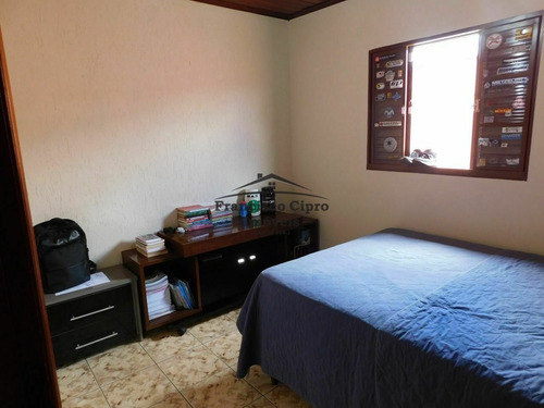 Imagem 9 de 14 de Casa Térrea À Venda Em Lorena/sp - Cs457
