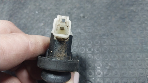 Interruptor Pulsador Apertura Puerta Hilux 5/15 Orig