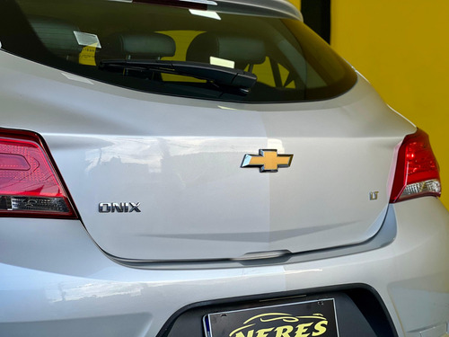 Chevrolet Onix 1.0 Lt 5p