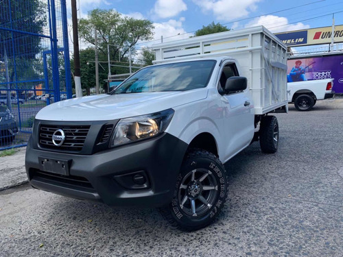 Imagen 1 de 15 de Nissan Np300 2017 Chasis Cabina Dh Aa Pack Seg Mt