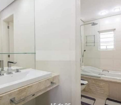 Casa À Venda Na Rua Doutor Barcelos, Tristeza, Porto Alegre - Rs - Liv-11811