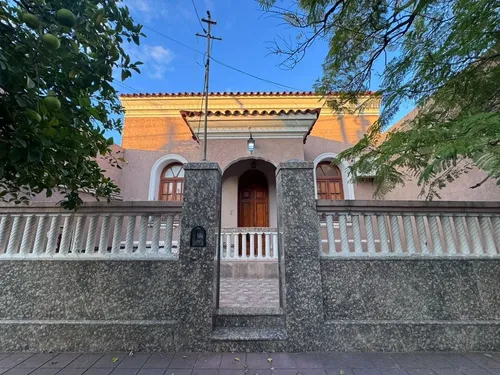 Importante Casa En Venta - Av. Moreno (s) Al 700 - foto 1