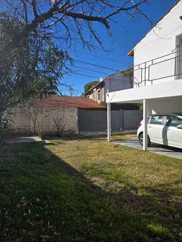 Casa En Venta En Juana Koslay