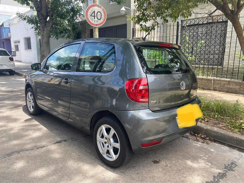 Imagen 2 de 18 de Volkswagen Fox 2013 1.6 Comfortline 3 P