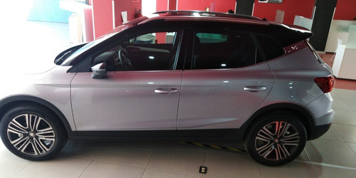 Imagen 4 de 7 de Seat Arona 1.6 Xcelllence Tiptronic