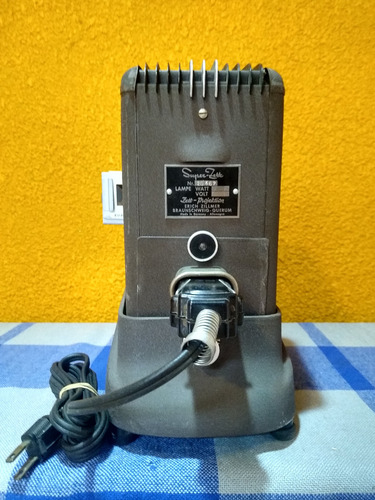 Proyector Alemán Para Diapositivas 35mm / Super Zett / 1949 (Usado)