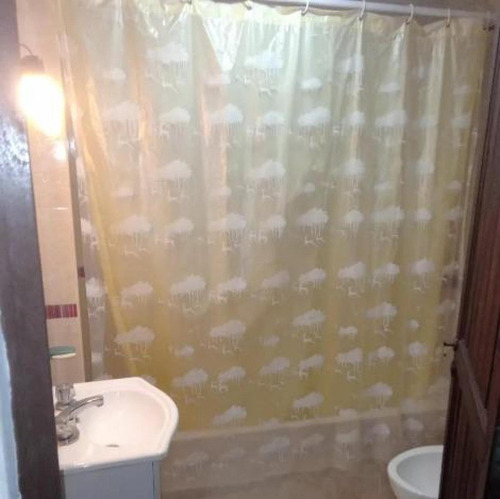 Casa En Venta - 2 Dormitorios 2 Baños - Cochera - 275mts2 - Villa Gesell