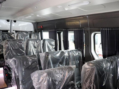 Renault Master Executiva L3h2 16 Lugares 2025