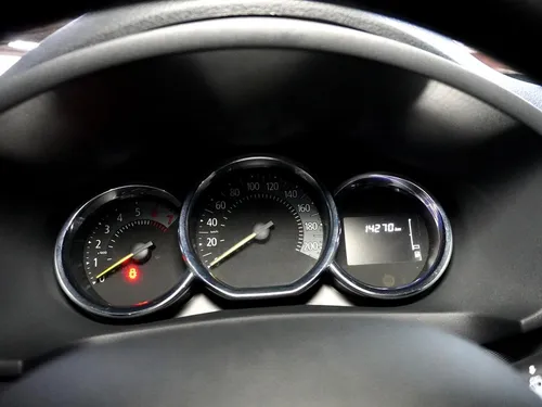 Renault Stepway 1.6 Intense Automática