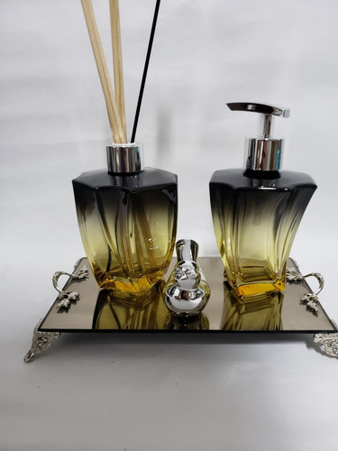 Imagem 4 de 4 de Kit Lavabo Frasco Elegance Malbec + Bandeija+passaro (prata)