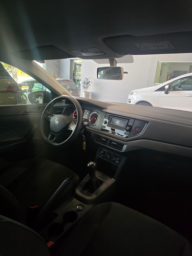 Volkswagen Polo Track 1.0 1St Edition Mpi 4P
