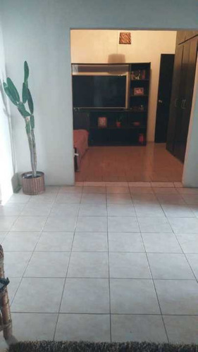 Imagen 6 de 13 de Casa Amplia Urb. Base Sucre Maracay Edo Aragua