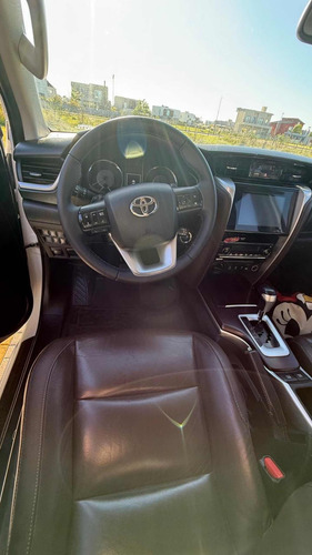 Toyota Hilux SW4 2.8 Srx 177cv 4x4 7as At