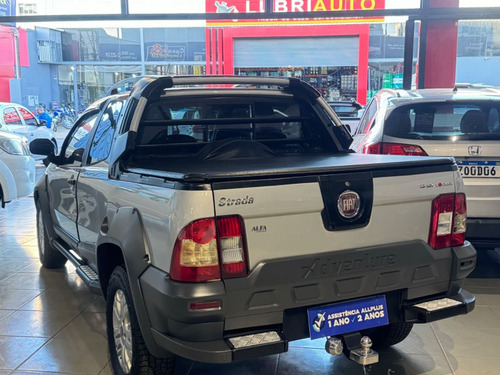 Fiat Strada Adventure 1.8 16V (Cabine Dupla)