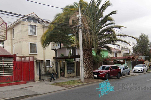 Amplia Casa En Venta, De 7d/3b, En Av. Ohiggins, Quilicura