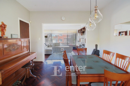 Imagen 6 de 25 de Divina - Gran Casa Con Hermoso Jardín- Zona Residencial De Parque Batlle - 4 Dormitorios / 3 Baños Construidos 224 M2 / Terreno 331 M2. Lugar Para Dos Vehículos.
