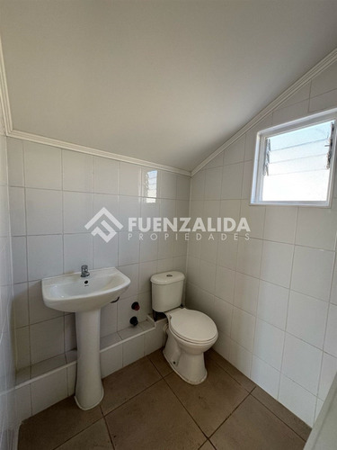 Casa En Arriendo De 3 Dorm. En Padre Hurtado