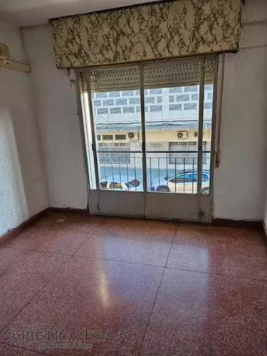 Apartamento En Alquiler, 2dorm, 1 Baño. Bella Vista.