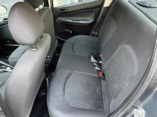 Imagen 11 de 14 de Peugeot 206 2012 1.4 Allure 75cv