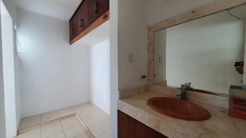 Imagen 19 de 24 de Casa Cerca De Bancarios Excelente Ubicación