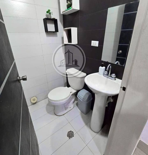 Venta De Apartamento Urb. El Remanso Sector La Morita Ii Maracay 013js