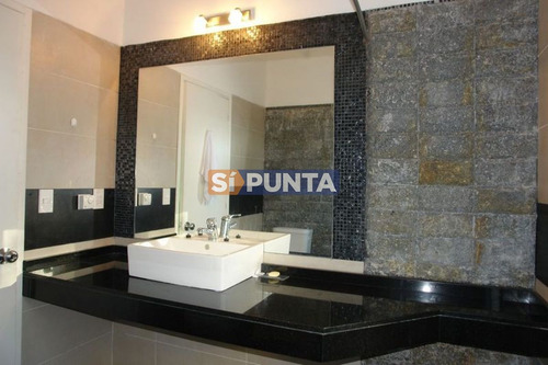 Imagen 8 de 17 de Casa En Venta - Playa Montoya