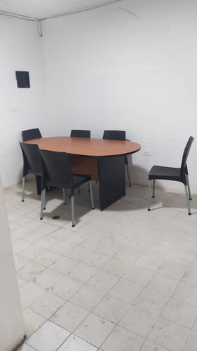 Alquiler Oficina Urb Montecristo Jjgm