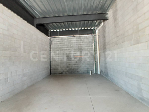 Local En Venta En Epic Center, San Juan Del Río, Qro.