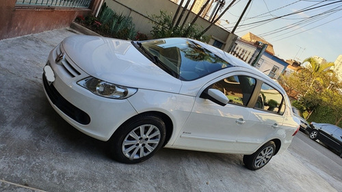 Volkswagen Voyage 2013 1.6 Vht Trend Total Flex 4p