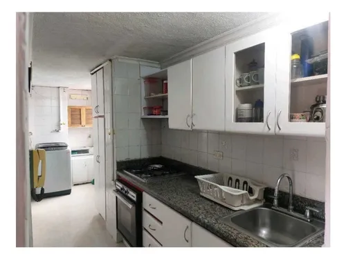 Venta Apartamento En Loma De Los Bernal Parte Baja