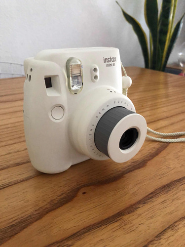 Fujifilm Instax Mini 8