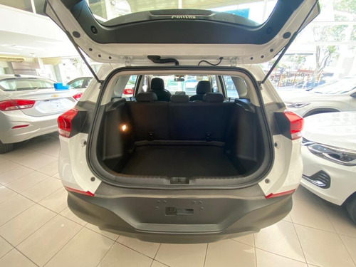 Imagen 11 de 14 de Chevrolet Tracker At