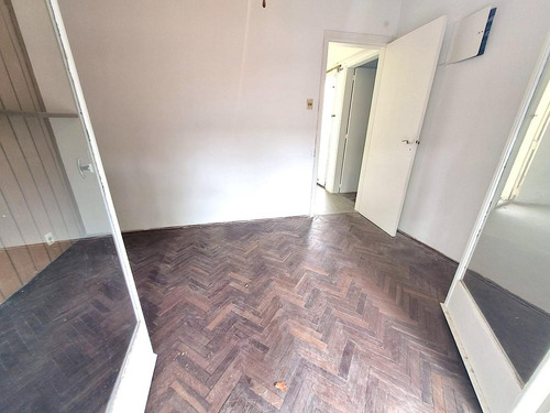 Casa En Venta 4 Dormitorios Padron Unico Garage La Comercial