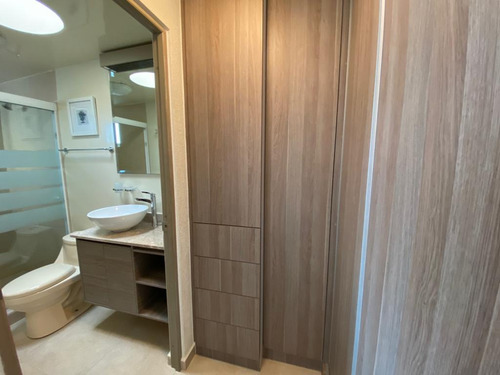 Casa Residencial En Chalco, 3 Recamaras Y 3 Baños .