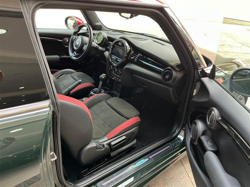 Mini Cooper 2.0 JOHN COOPER WORKS 16V TURBO GASOLINA 2P AUTOMATICO