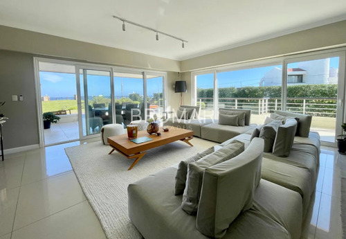 Excelente Departamento De Tres Suites En Veramansa