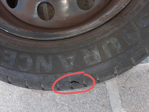 Imagen 4 de 10 de Rueda De Auxilio Usada Goodyear