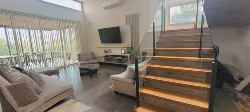Casa En Country Vilago
