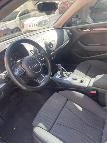 Imagem 9 de 10 de A3 Sportback 1.8 16v Tfsi S-tronic 5p