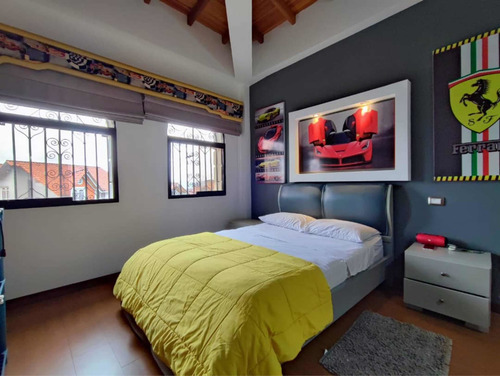 Imagen 23 de 30 de En Venta Exclusiva Propiedad En Urb Privado El Feudo