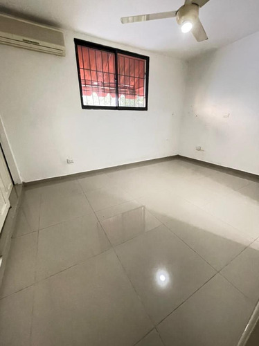 Imagen 4 de 9 de Apartamento En Alquiler Bella Vista(vacío)